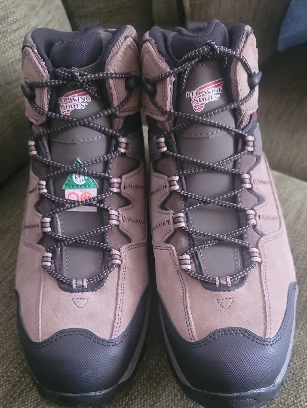 Red Wing Style 3561 Taupe and Black Steel Toe  Boots NWOB! 10.5 E2